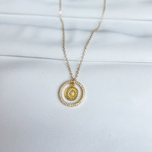 Load image into Gallery viewer, Shimmering Sunflower Necklace