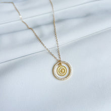 Load image into Gallery viewer, Shimmering Sunflower Necklace