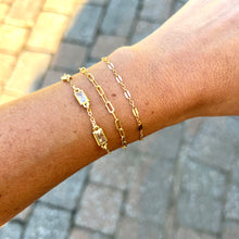 Load image into Gallery viewer, Crystal Clear Gemstone Gold Bracelet