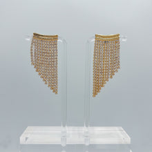 Load image into Gallery viewer, Glittering Tassel Earrings