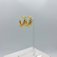 Load image into Gallery viewer, Textured Croissant Hoop Earrings