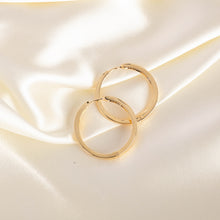 Load image into Gallery viewer, Perfect Gold Hoop Earrings