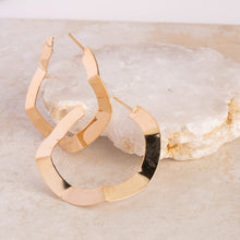 Load image into Gallery viewer, Wavy Gold Hoop Earrings