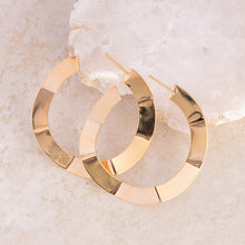 Load image into Gallery viewer, Wavy Gold Hoop Earrings