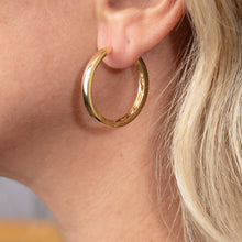 Load image into Gallery viewer, Perfect Gold Hoop Earrings