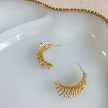 Load image into Gallery viewer, Feather Gold Filled Hoop Earrings