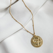 Load image into Gallery viewer, Medusa Necklace