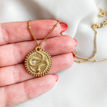 Load image into Gallery viewer, Medusa Necklace