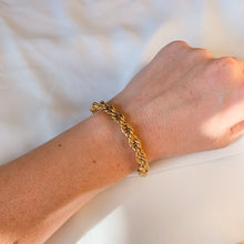 Load image into Gallery viewer, Chunky Rope Gold Filled Bracelet