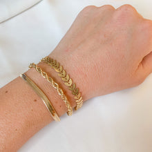 Load image into Gallery viewer, Dainty Rope Gold Filled Bracelet