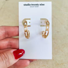 Load image into Gallery viewer, Gold Filled Chain Link Hoop Earrings
