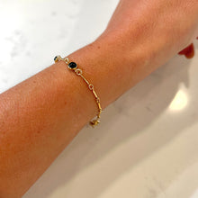 Load image into Gallery viewer, Black Gemstone Gold Bracelet
