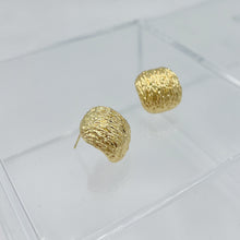 Load image into Gallery viewer, Brushed Square Stud Earrings

